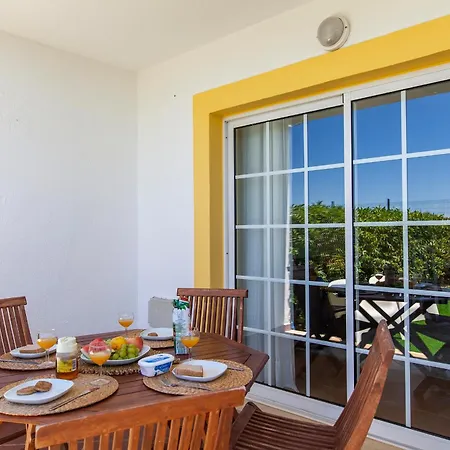 B85 - Seasun Step In Da Rocha Apartment *