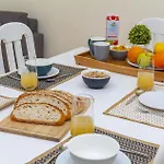 B85 - Seasun Step In Da Rocha