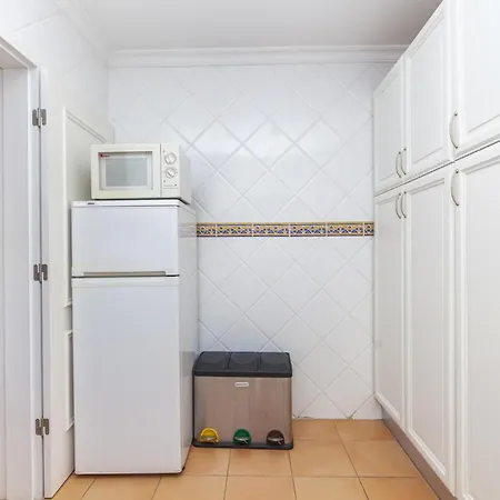 B85 - Seasun Step In Da Rocha *