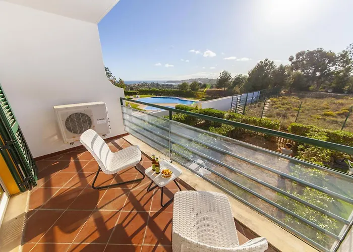 B85 - Seasun Step In Da Rocha Appartement *